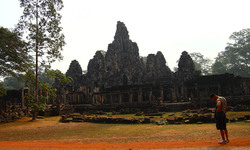 , Экскурсия в Камбоджу